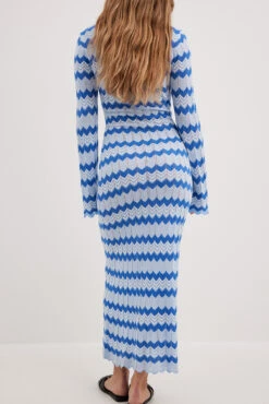 Robe Mi-longue En Maille Ondulée à Détail Goutte D'eau 9 Robe Mi-longue En Maille Ondulée à Détail Goutte D'eau -Lady Doux Soldes Magasin wavy knitted key hole midi dress 1018 010325 00801524
