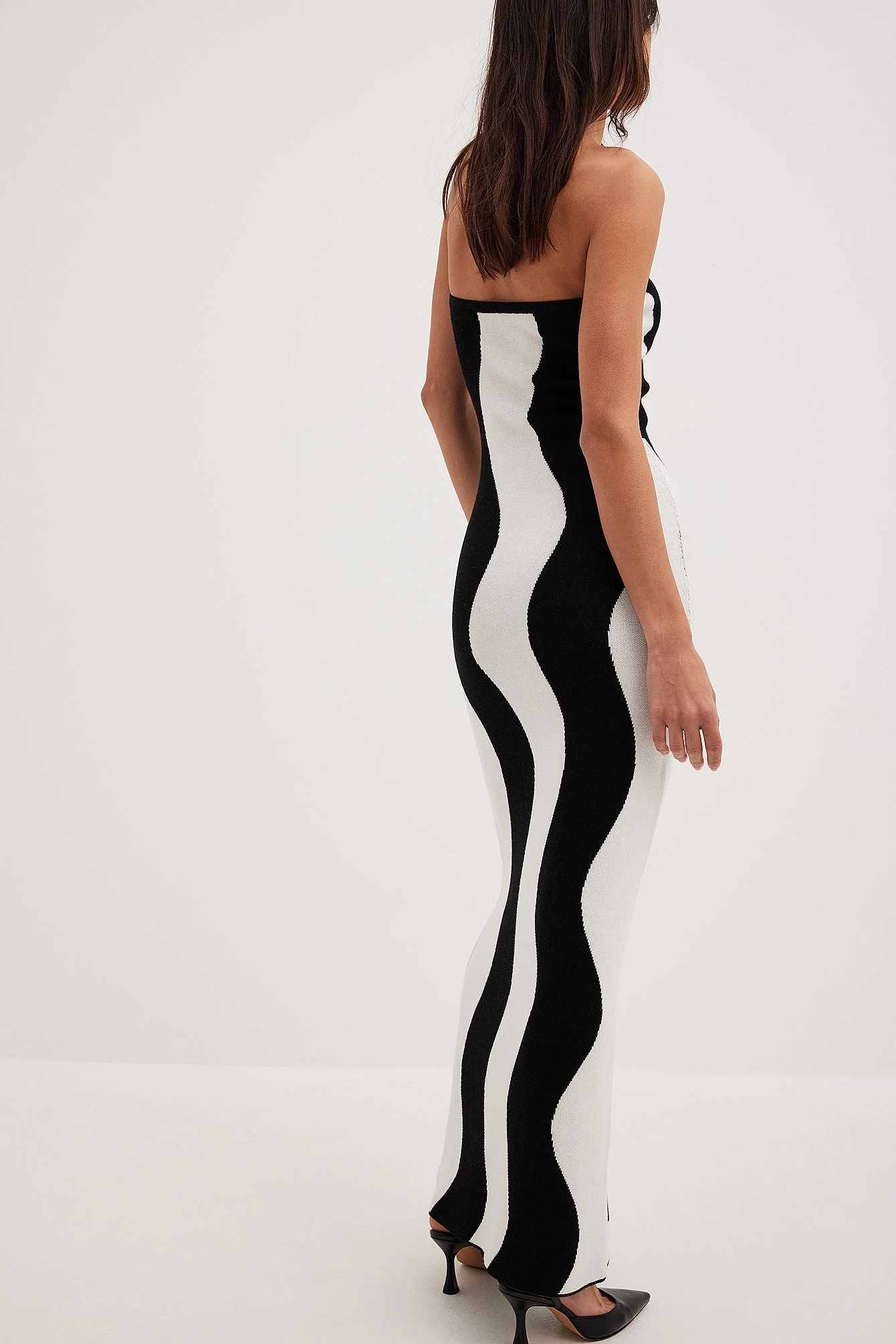 Robe Longue En Maille à Rayures Ondulées – Image 2