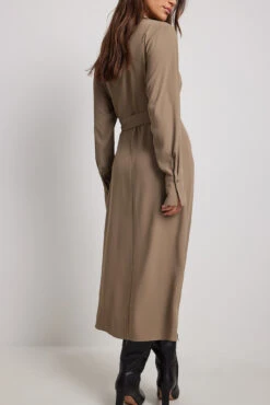 NA-KD Robe Mi-longue Portefeuille -Lady Doux Soldes Magasin wrap midi dress 1100 006896 0226 5505